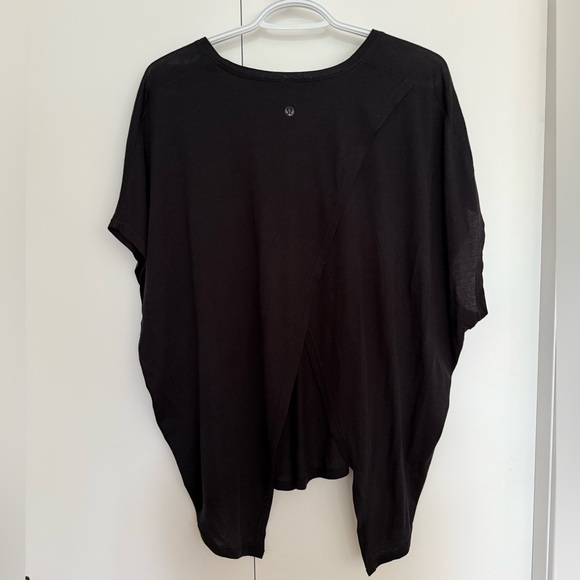 Drapey Black Tee: Lululemon - Picture 10 of 13
